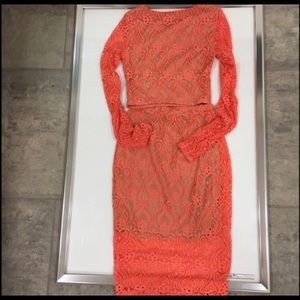 2 piece set •Bebe• size XS •coral color